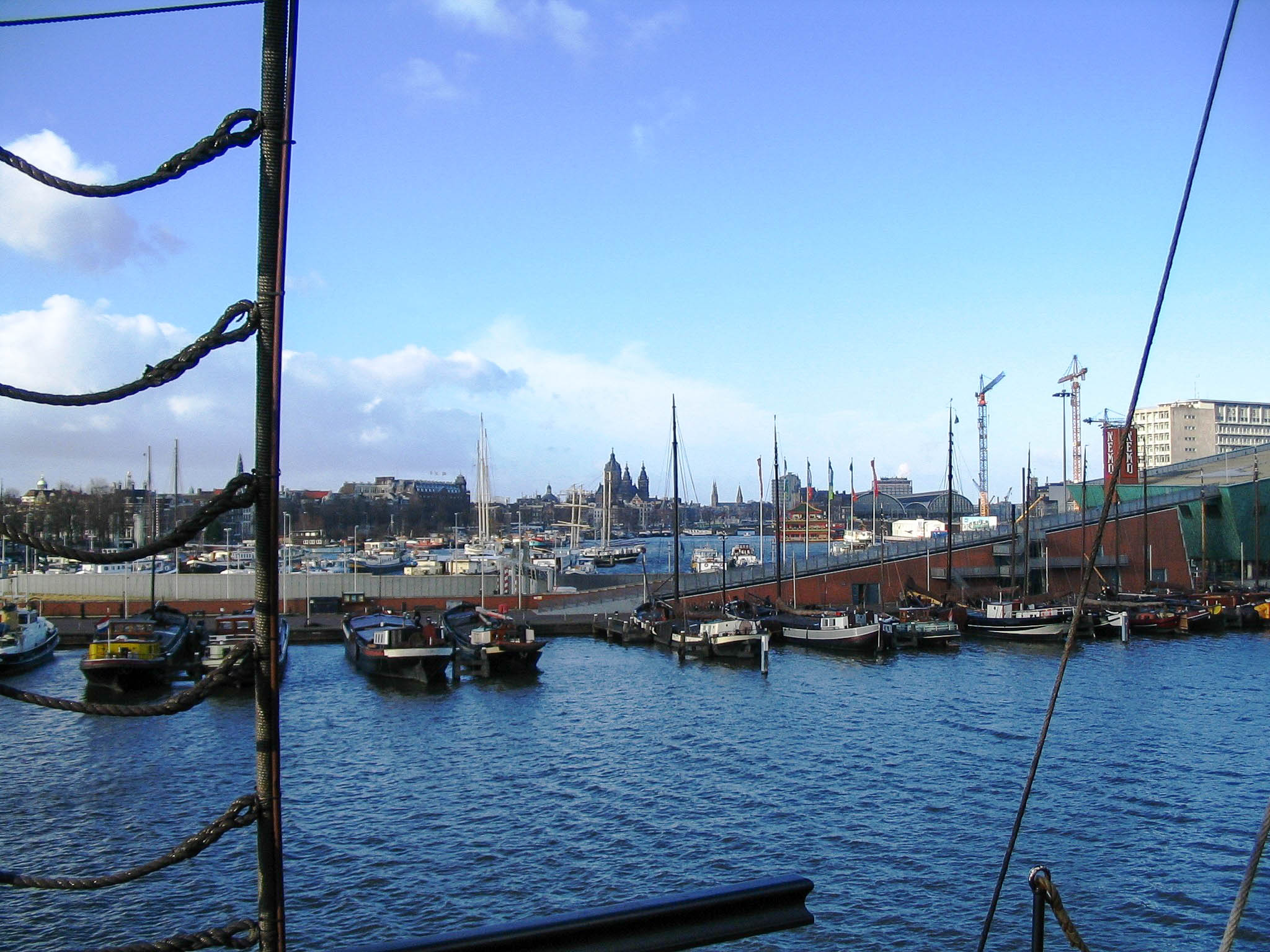 Amsterdam - 2005 01 - 129 - Harbor